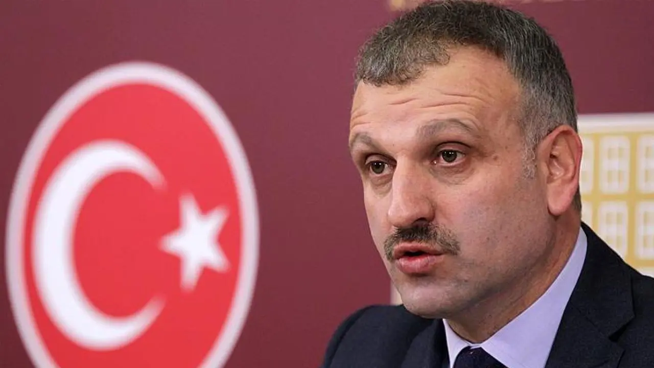 Oktay Saral, Azerbaycan açıklaması sonrası görevden ayrıldı