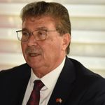 Üstel: Üstel’den ELAM’a tepki: “Onlar engel koysun, biz dünyayla kucaklaşmaya devam edeceğiz”