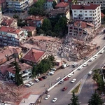 17 Ağustos Marmara Depremi’nin üzerinden 27 yıl geçti