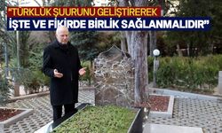 Töre, MHP’nin Kurucu Genel Başkanı Alparslan Türkeş’in kabrini ziyaret etti