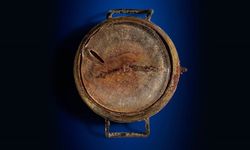 Hiroşima kalıntılarından erimiş kol saati, 31 bin dolara satıldı