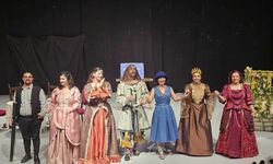 “Shakespeare'in Şen Kadınları” Mağusa'da sahnelendi