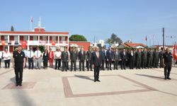 Özçınar, 19 Mayıs Atatürk’ü Anma Gençlik ve Spor Bayramı törenine katıldı