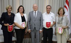 Larnakalılar Derneği, Meclis Başkanı Töre’yi Kayıp Otobüs Anıtı’nın açılışına davet etti