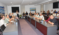 Girne Belediye Başkanı Şenkul, çarşı esnafının sorunlarını dinledi