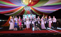 52. Geleneksel İskele Festivali, geleneksel kostüm defilesi ile Bay ve Bayan Festival Güzeli seçimi ile devam etti