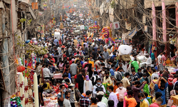 Hindistan'da dini ayin faciası: İzdihamda 87 kişi hayatını kaybetti