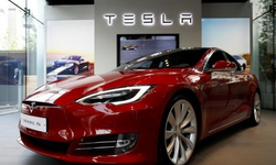 Tesla, ABD’de 1,8 Milyon Aracını Geri Çağırıyor