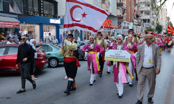 İskele Belediyesi Yıldızlar Halk Dansları Topluluğu, Silifke’de festivale katıldı