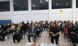 DAÜ-PDRAM  "üniversite yaşamına uyum" semineri gerçekleştirdi