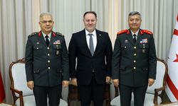 Öztürkler, Tümgeneral'leri kabul etti