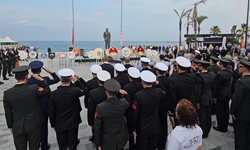 Atatürk, ilçelerde de törenlerle anıldı