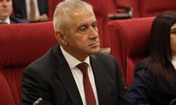 Erhürman’a çağrı: “Rum tarafının AB ve BM’yi kullanarak kurmaya çalıştığı tezgaha izin vermeyiniz”