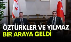 Öztürkler ve Yılmaz bir süre baş başa görüştü