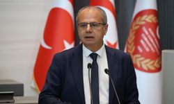 Özuslu: “Çoğunluğu bulun, protokolü geçirin ve eserinizle övünün.”