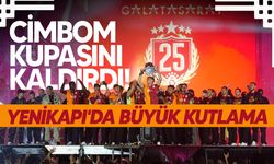 Galatasaray şampiyonluk kupasını kaldırdı
