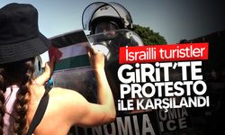Girit Adası'nda İsrailli Turistlere Protesto: Göstericiler Limanda Toplandı