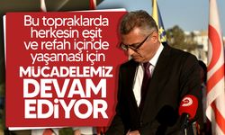 Kurucu Cumhurbaşkanı Rauf Raif Denktaş’ın Anıt Mezarı’nda tören düzenlendi