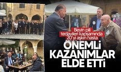 Dinçyürek, sağlığına kavuşan Parkinson hastaları ve sağlık ekibiyle bir araya geldi