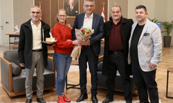 Cumhurbaşkanı Erhürman, Güney Kıbrıs’ta Çalışanlar Derneği Heyetini Kabul Etti