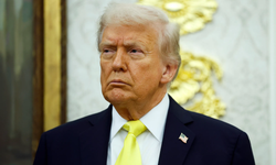 Trump: "Grönland konusunda bizimle aynı çizgide olmayan ülkelere gümrük tarifesi uygulayabilirim"