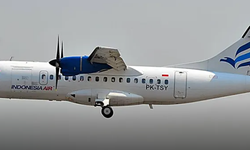 Endonezya’da yolcu uçağı kayıp!