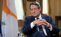 Anastasiadis’in NIKOS isimli bar açılışına katıldığı iddia edildi