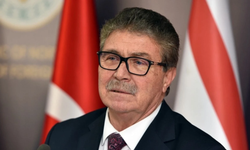 Başbakan Ünal Üstel: İran’a yönelik savaş bölgesel çatışmaya dönüşebilir