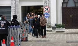 Yapay zekayla kadın olup 483 milyon liralık vurgun yaptılar!