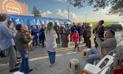 Lefkoşa Belediye Tiyatrosu Sanatçılarından EKTAM İşçilerine Grev Çadırında Dayanışma Etkinliği