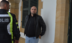 KKTC'ye kaçak yollarla giren zanlının güneyde dolandırıcılıktan arandığı ortaya çıktı!