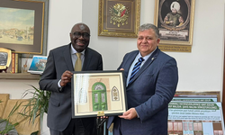 Diagne’nin Kıbrıs Vakıflar İdaresi ziyaretinde kültürel miras ve ziyaret olanakları konuşuldu