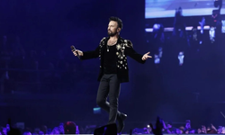 Megastar Tarkan 10 günlük konser maratonunun ardından kızı Liya'ya kavuştu