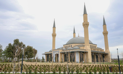 Millet Camisi Ramazan’a Hazır: Lefkoşa’nın Yeni Sembolü İbadete Açıldı