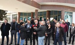 Sendikalardan İçişleri Önünde Eylem: “Ektam İşçileri İçin Dayanışma Hesabına İzin Verin”