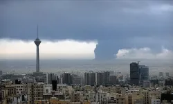 "Petrol karışımlı zehirli yağmur" yağmasına neden oldu
