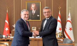 Cumhurbaşkanı Tufan Erhürman, Osman Aşkın Bak’ı kabul etti