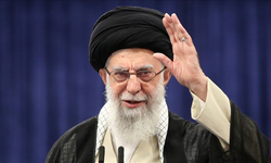 İran’da Geçici Lider Olarak Arafi Atandı