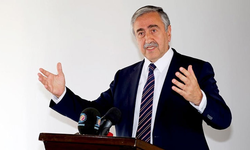 Akıncı’dan Orta Doğu ve Savaş Uyarısı
