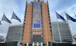 AB: "Yalnızca İngiliz üssü vuruldu"