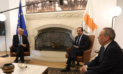 Hristodulidis, Dendias’ı Kabul Etti