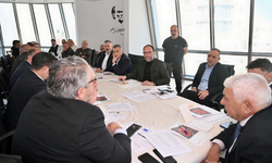 Gönyeli Alayköy Belediyesi’nde Başıboş Sokak Köpekleri İçin Kritik Toplantı