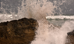 Meteoroloji’den Fırtına ve Kuvvetli Sağanak Uyarısı