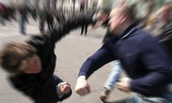 Taşkınköy’de bıçaklı kavga: 1 kişi ağır yaralı, zanlı aranıyor