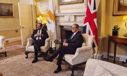 Rum Yönetimi İngiliz üsleri için teknik komite önerdi