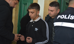 Bıçaklı yaralama zanlısı mahkemeye çıkarıldı!