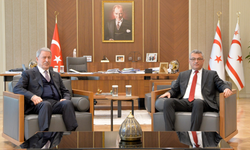 Cumhurbaşkanı Erhürman, Hulusi Akar’ı kabul etti