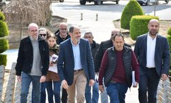 Halkın Partisi Güzelyurt pazarında vatandaşın sorunlarını dinledi