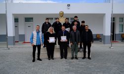 Mehmetçik Büyükkonuk’ta ilkokullara strateji oyunu desteği