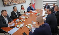 CTP ile İŞAD bir araya geldi: Ekonomide çözüm ve reform çağrısı